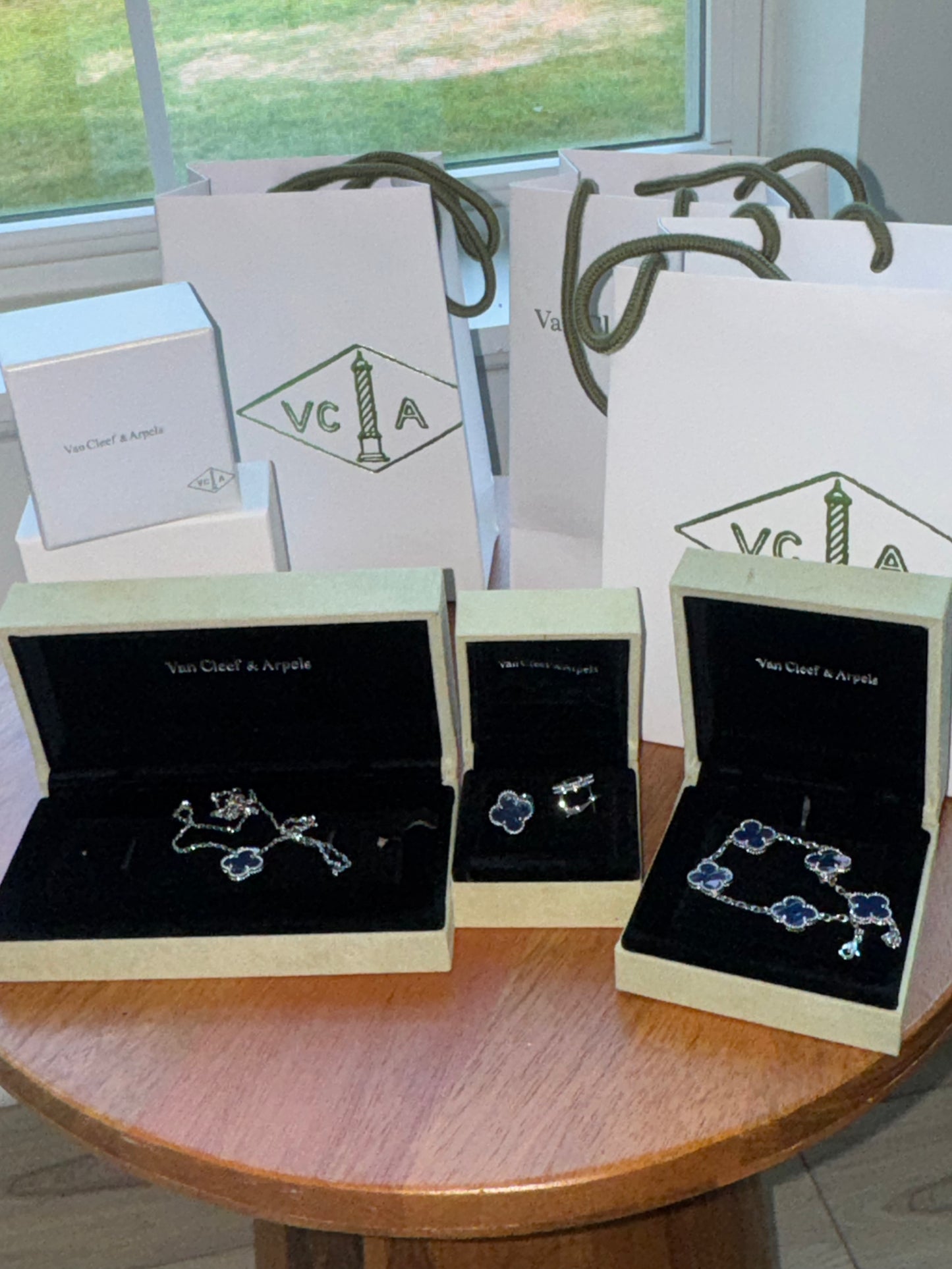 Set van cleef ( aretes, collar , Pulsera ) top quality con caja y bolsa