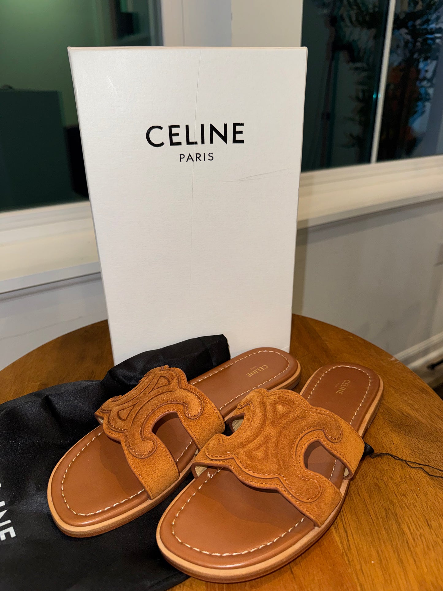 Sandalias Celine talla 8 con cubre polvo y caja top quality