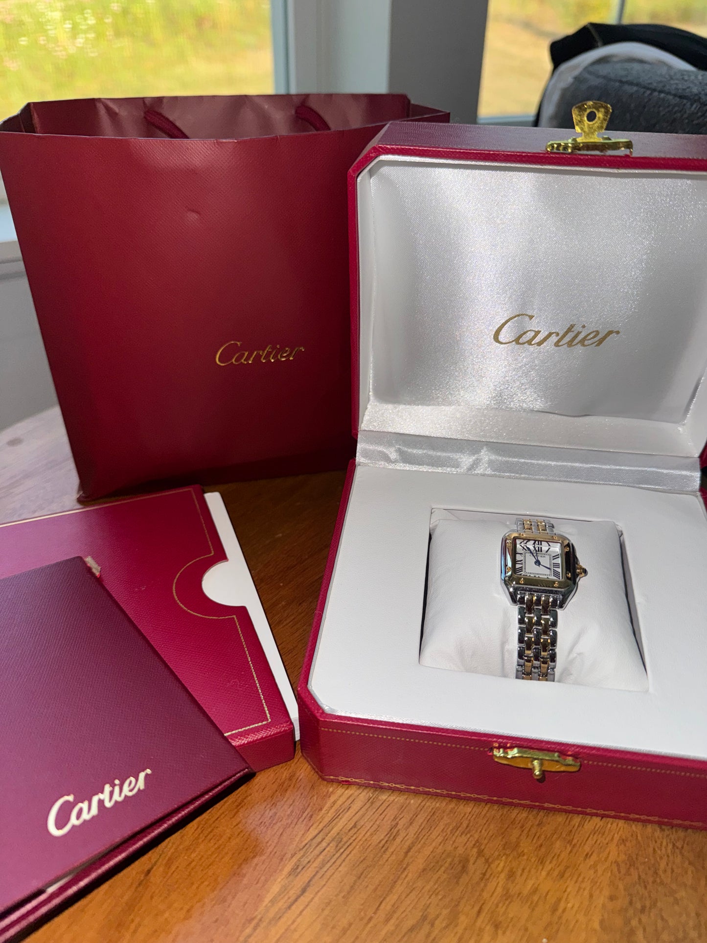Reloj Cartier top quality con estuche y caja