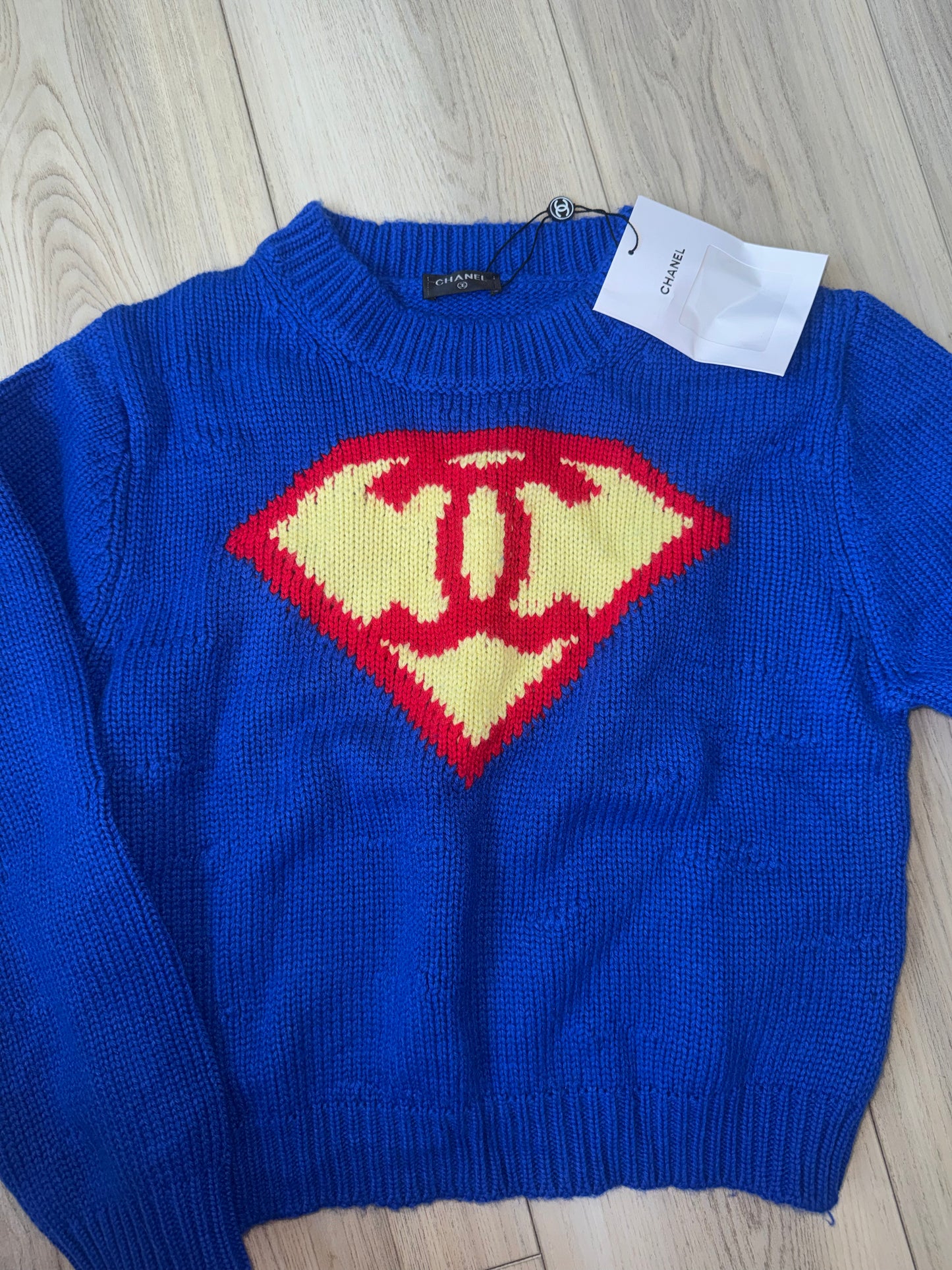 Sueter Chanel Superman talla small top quality