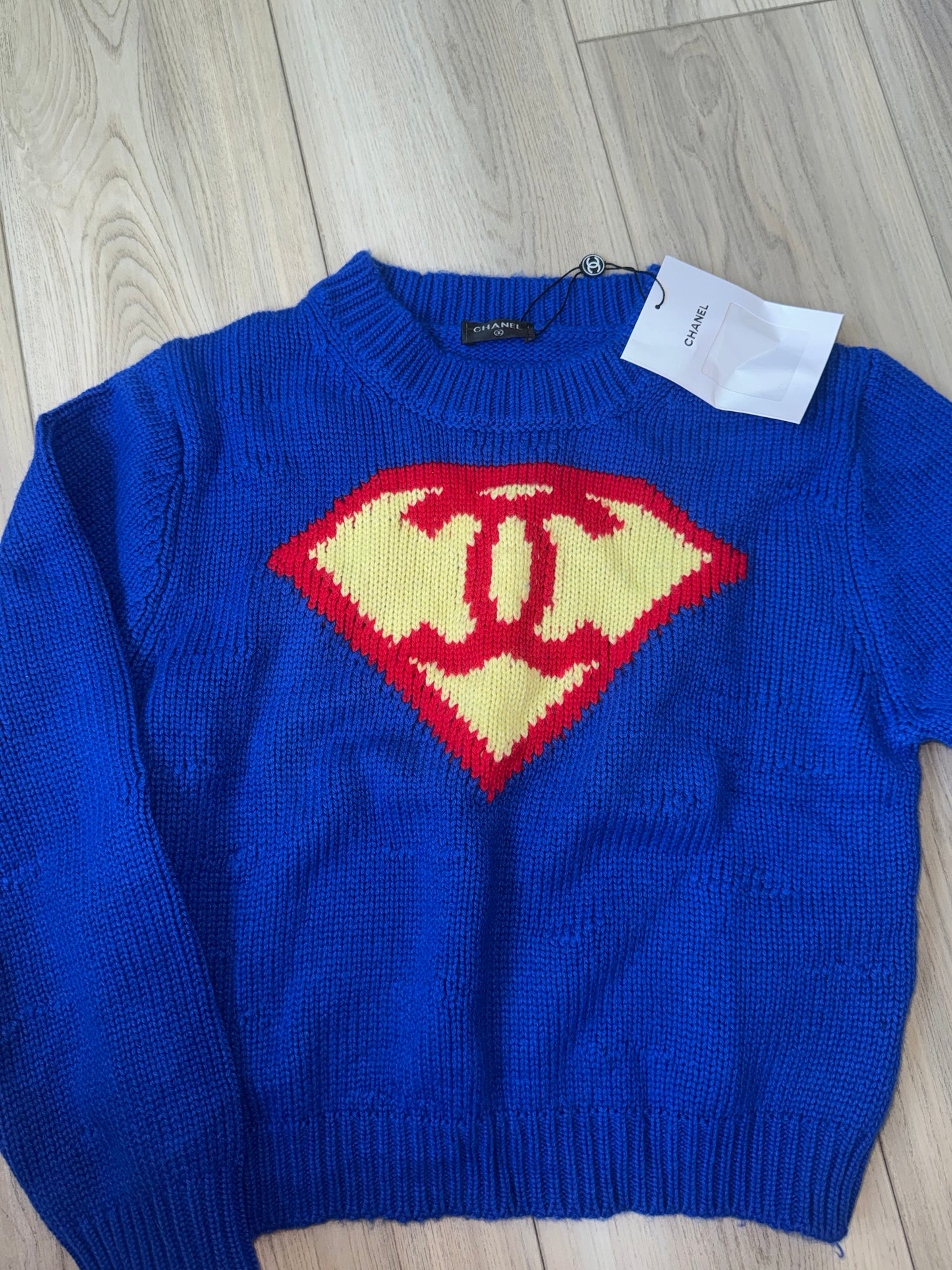 Sueter Chanel Superman talla small top quality