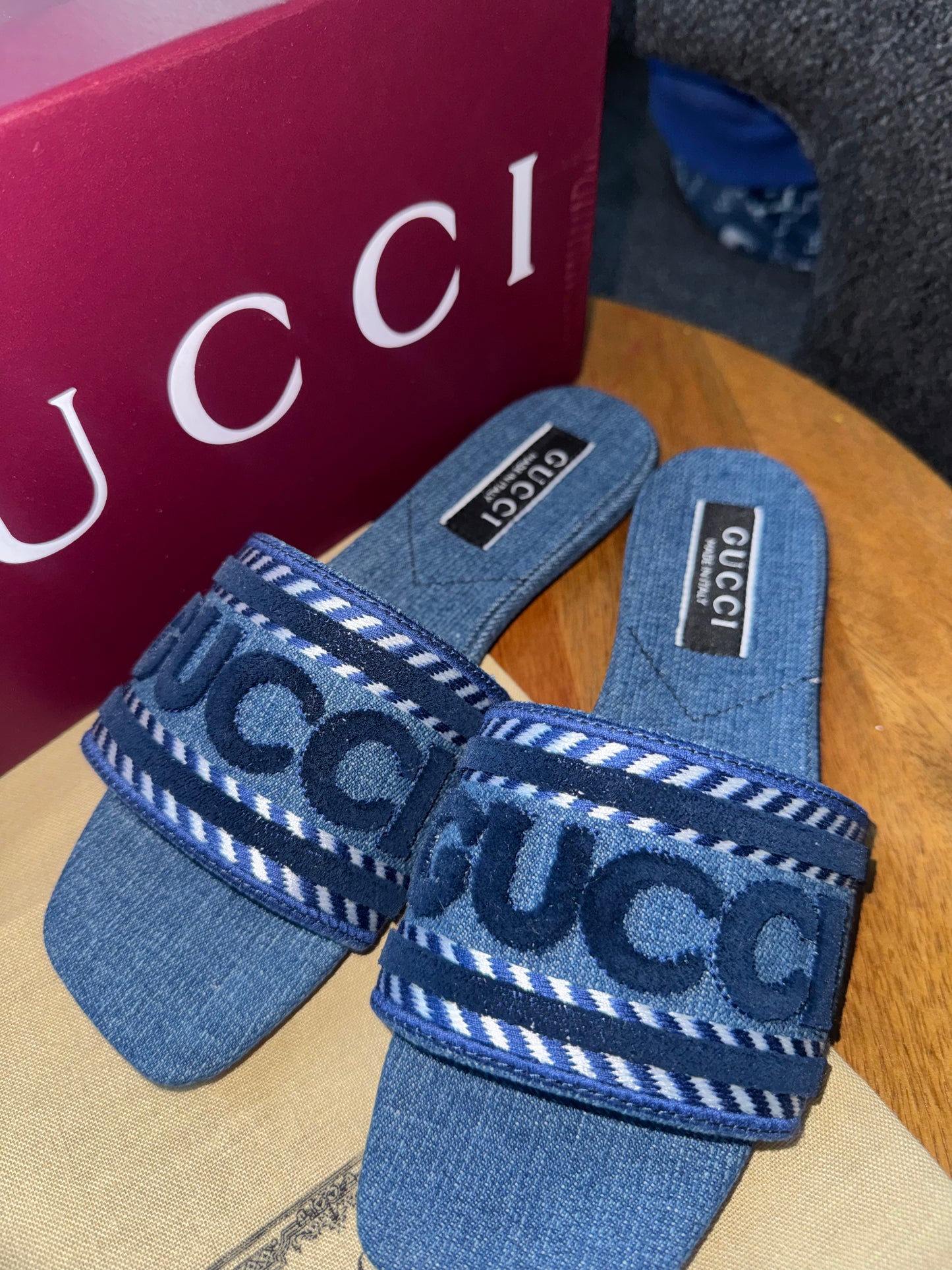 Sandalias Gucci mezclilla talla 8