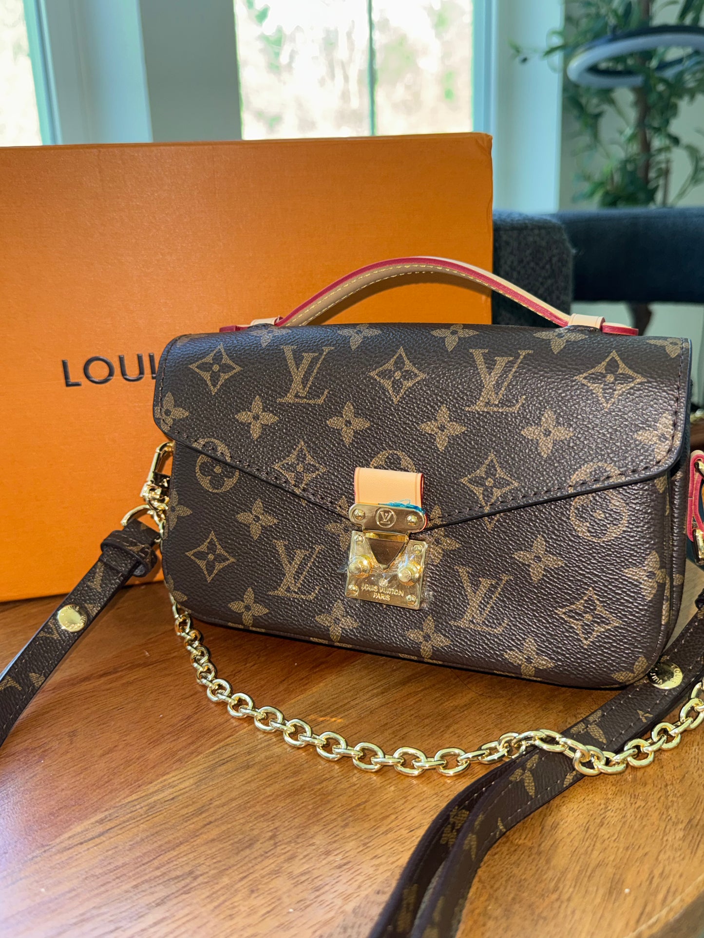 Bolsa Louis Vuitton top quality esta increible