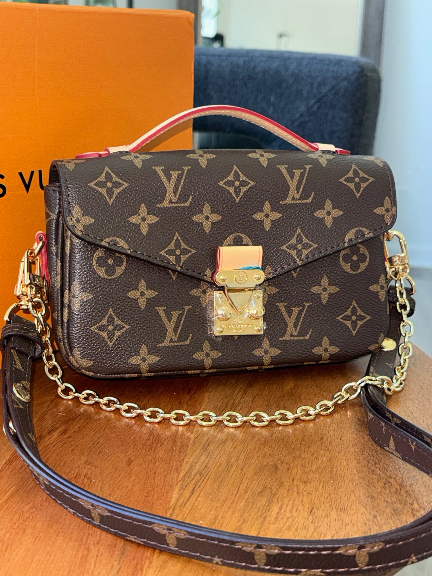 Bolsa Louis Vuitton top quality esta increible