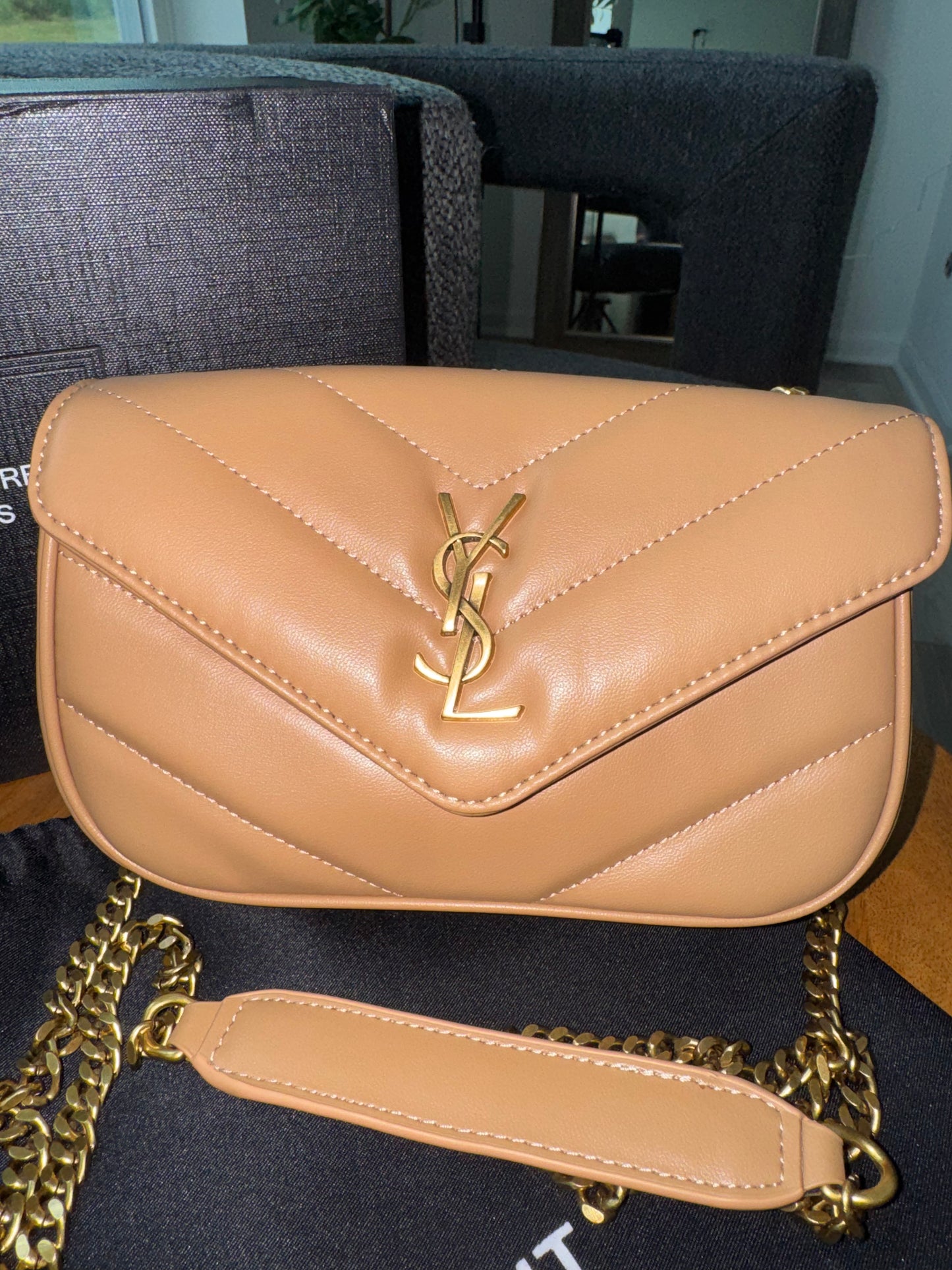 Bolsa yves saint Laurent nude top quality