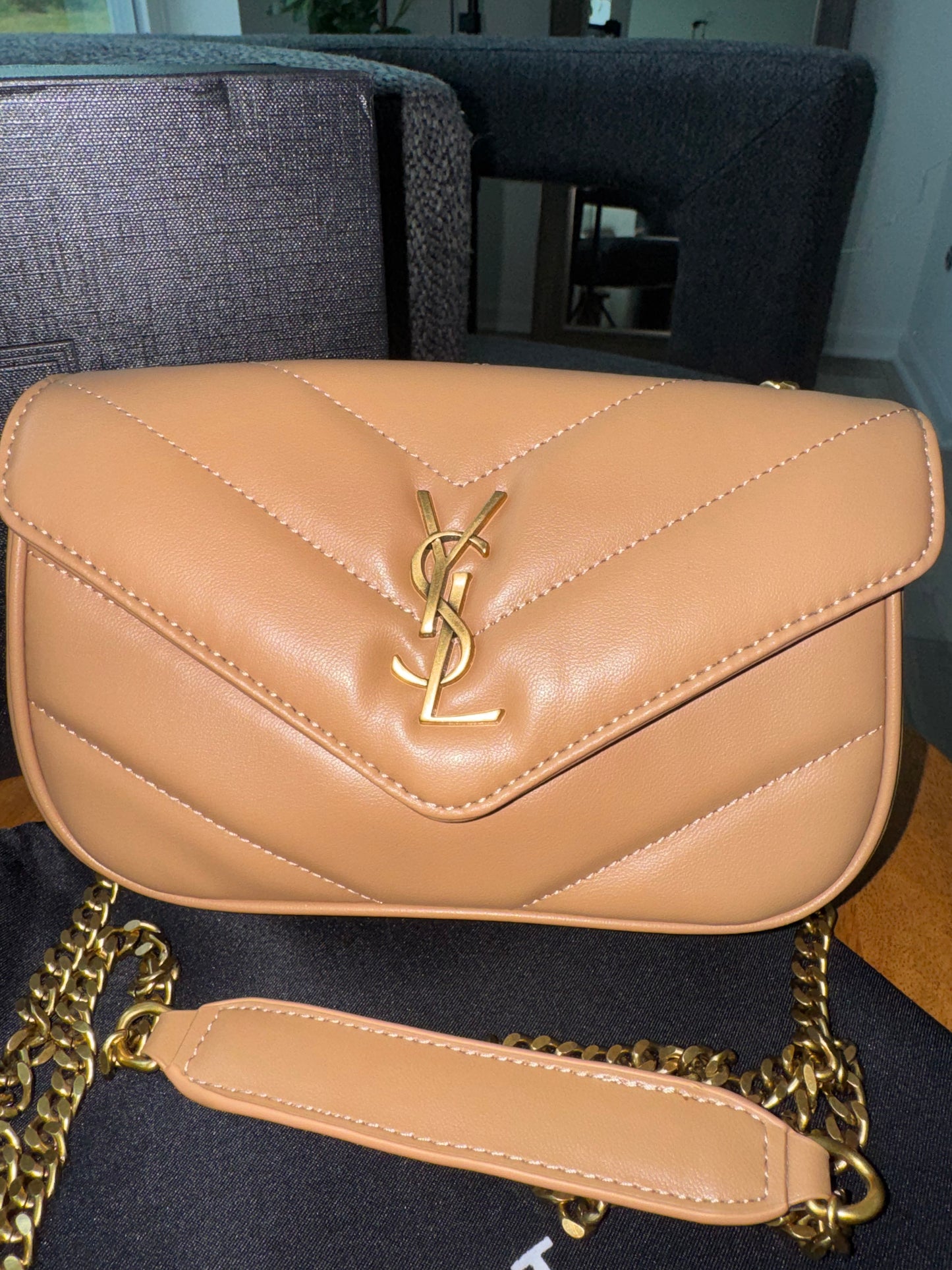 Bolsa yves saint Laurent nude top quality