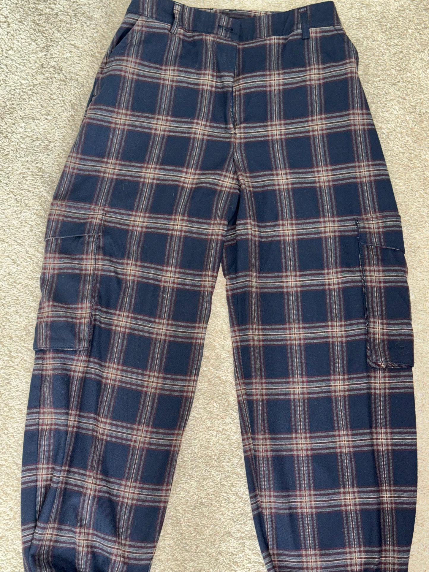 Closet sale pantalón cuadros Zara XS
