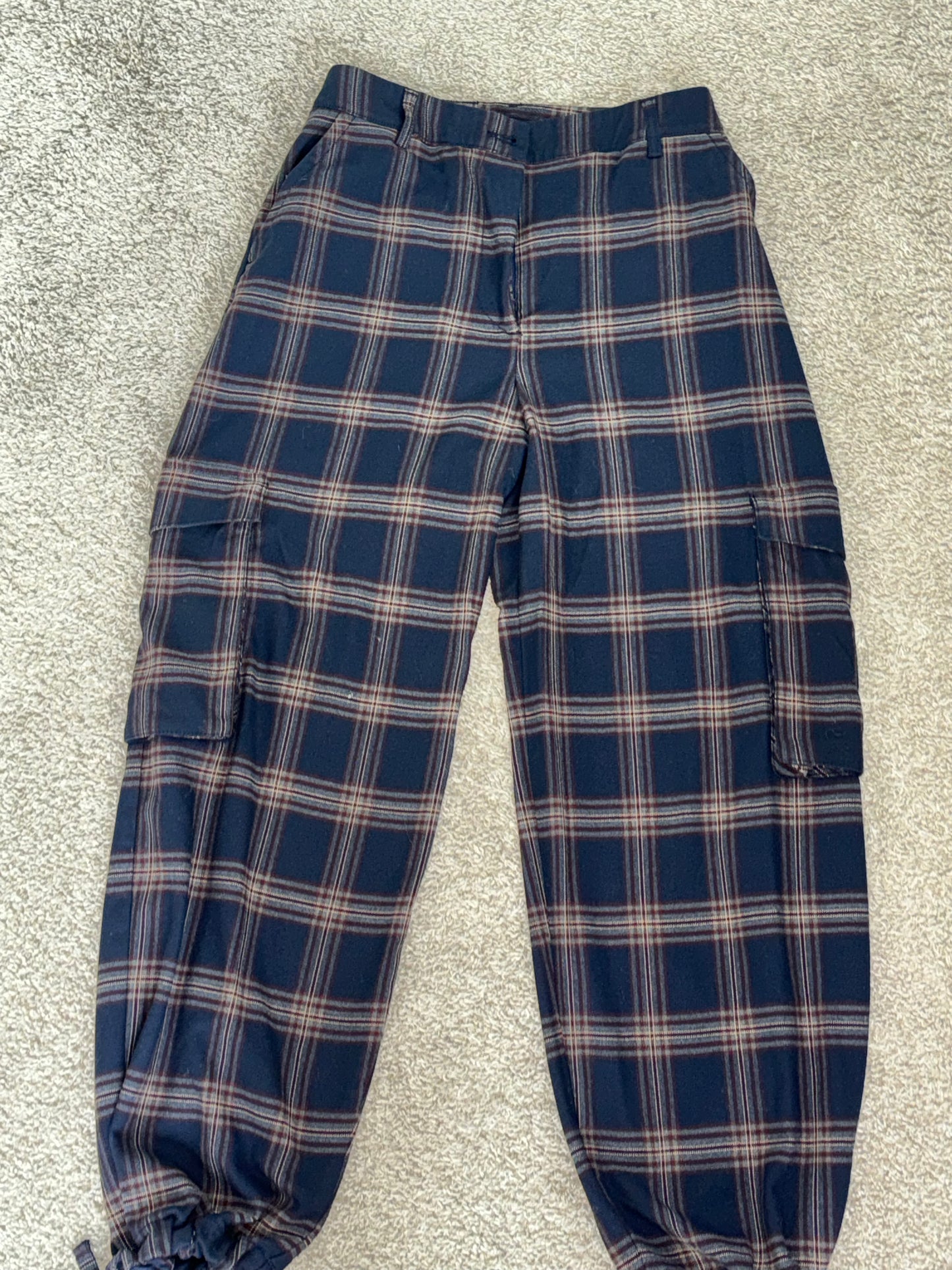 Closet sale pantalón cuadros Zara XS