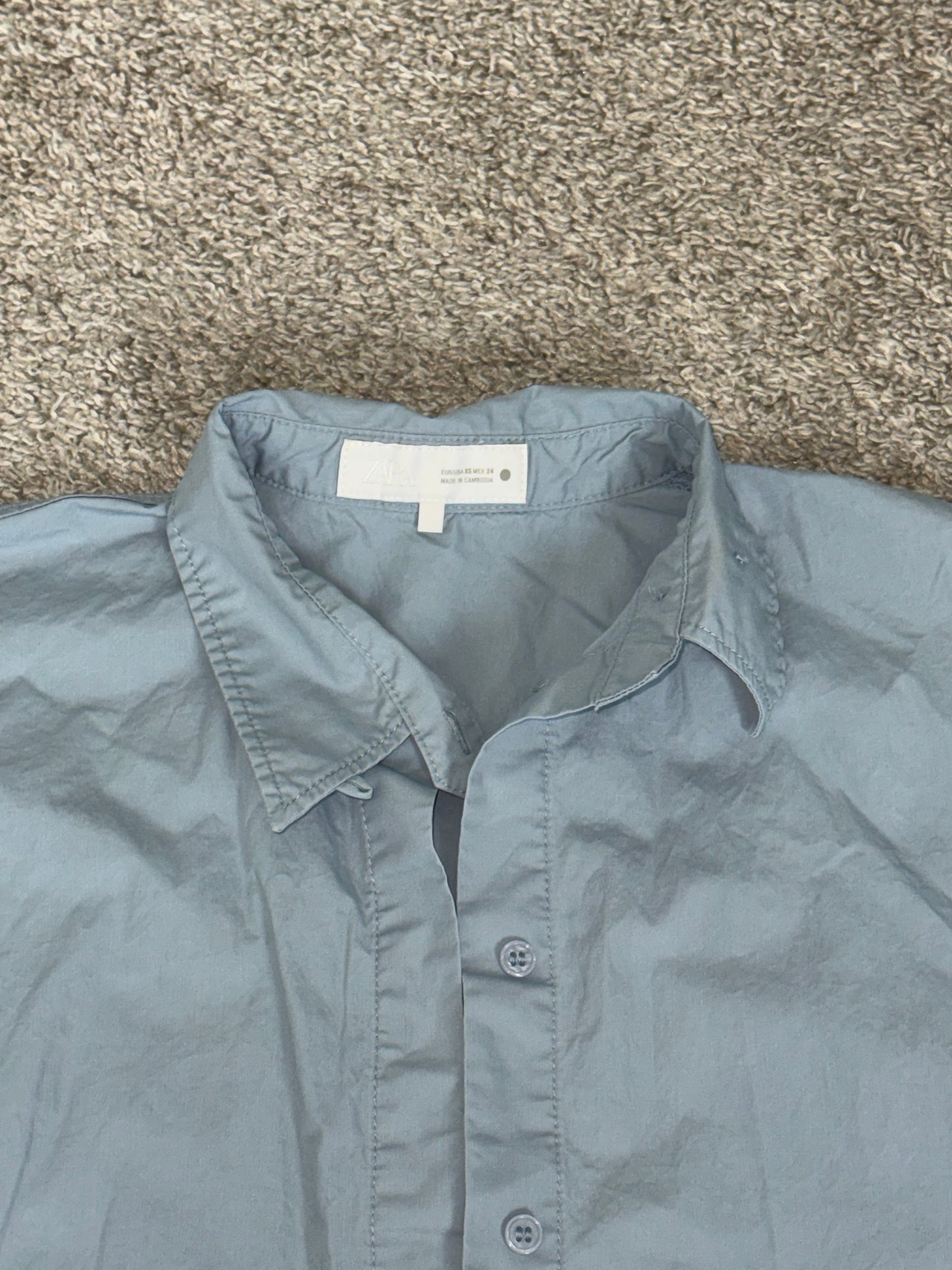 Closet sale Camisa ZARA XS pero viene super oversized
