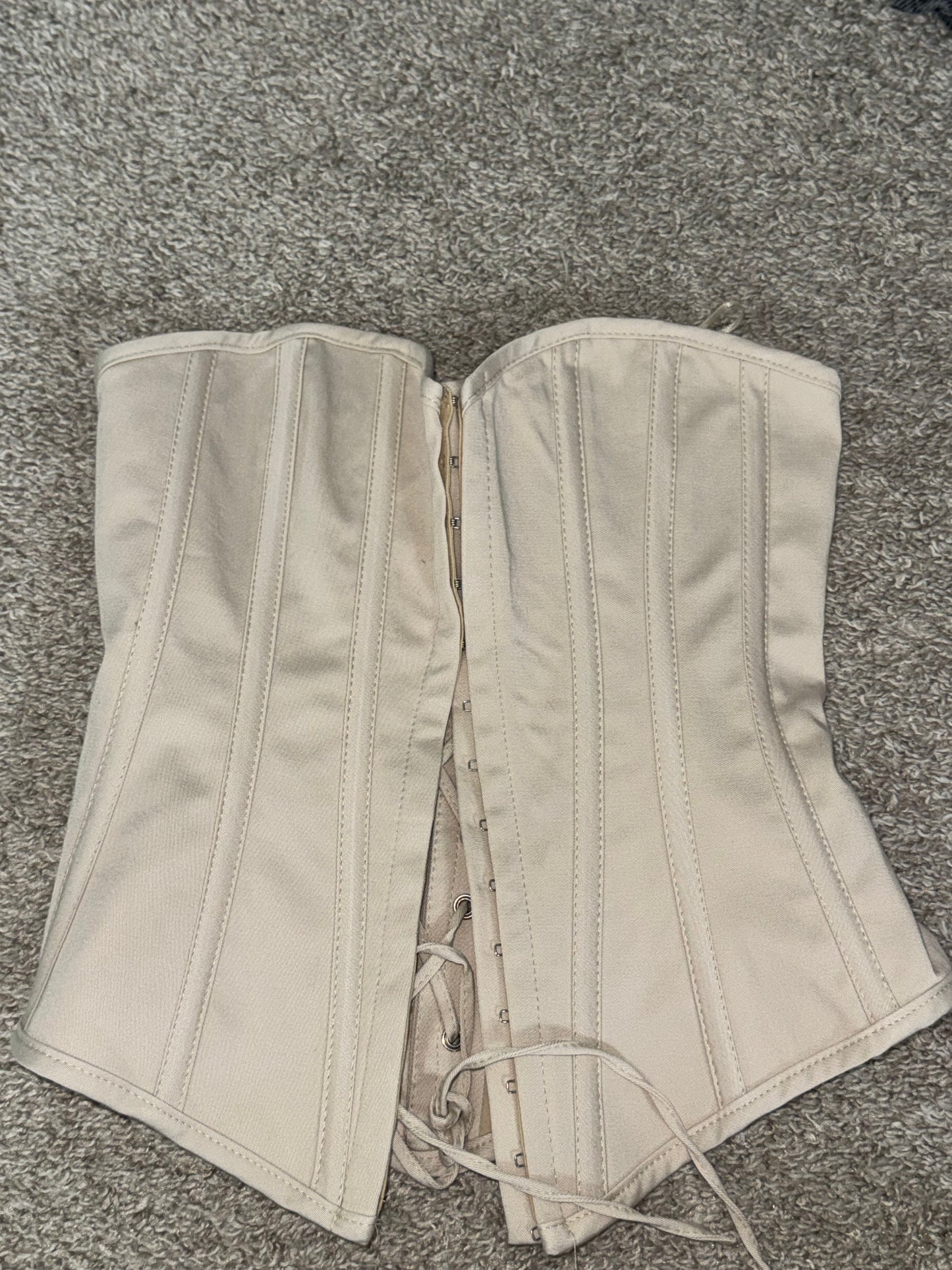 Closet sale corset ZAR XS nuevo