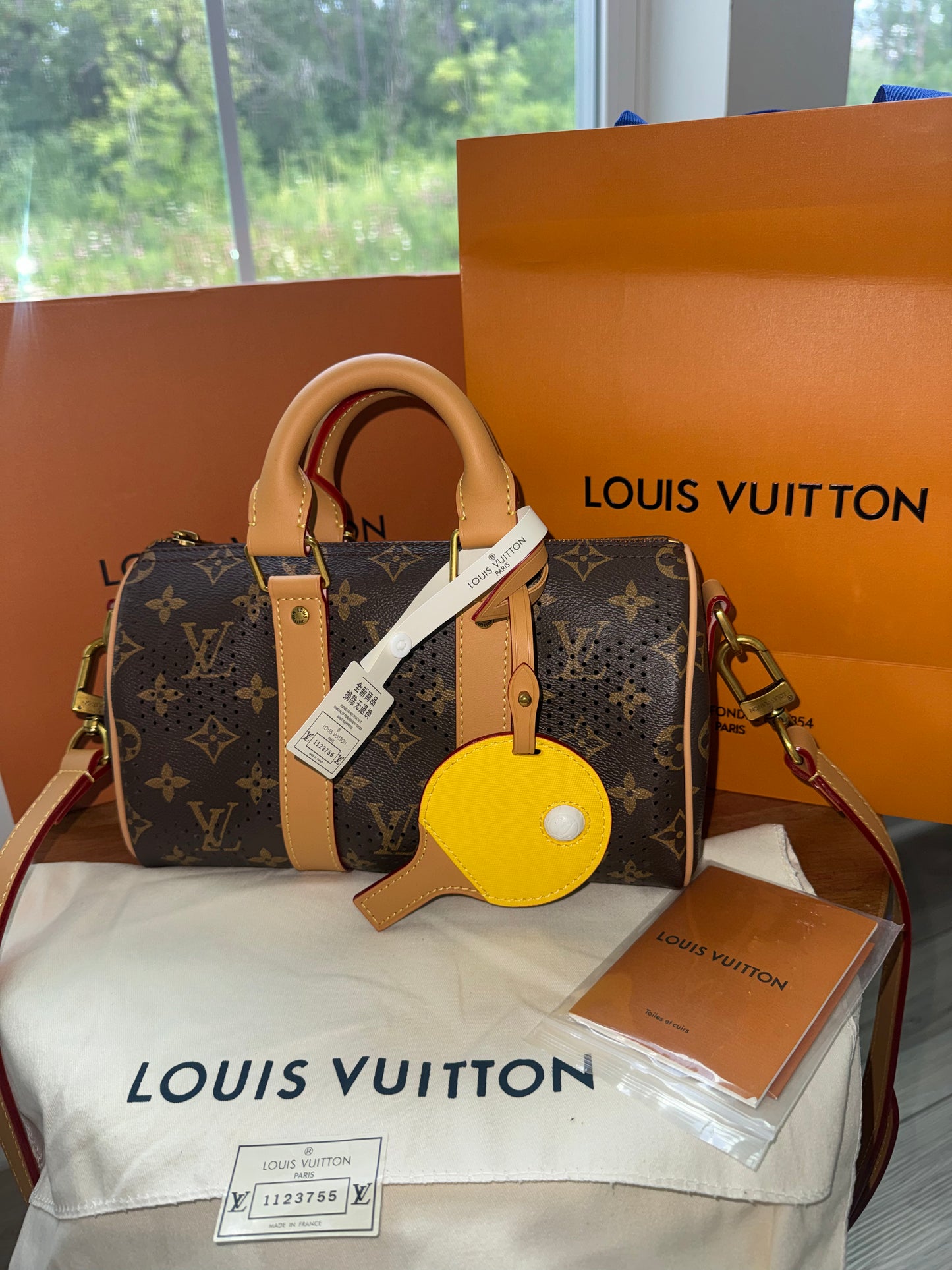 Bolsa Louis Vuitton edición limitada con accesorios top quality esta calidad es super top