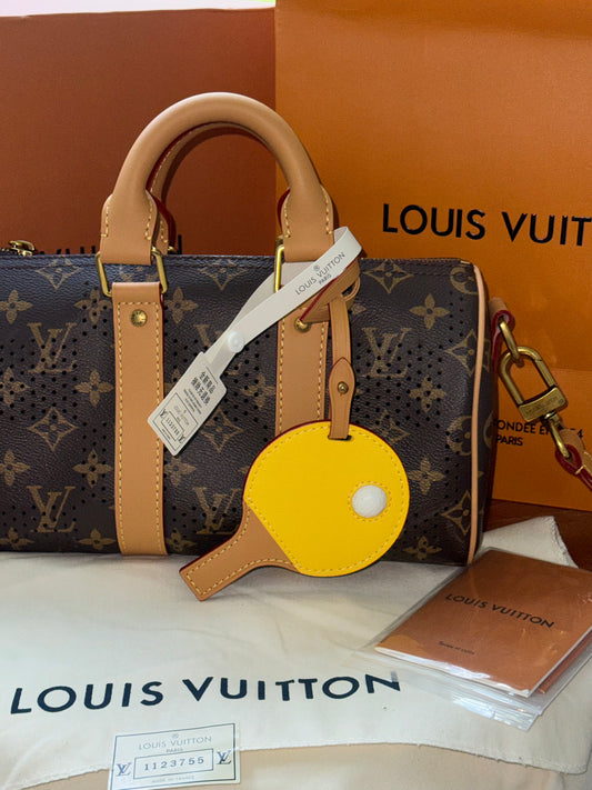 Bolsa Louis Vuitton edición limitada con accesorios top quality esta calidad es super top