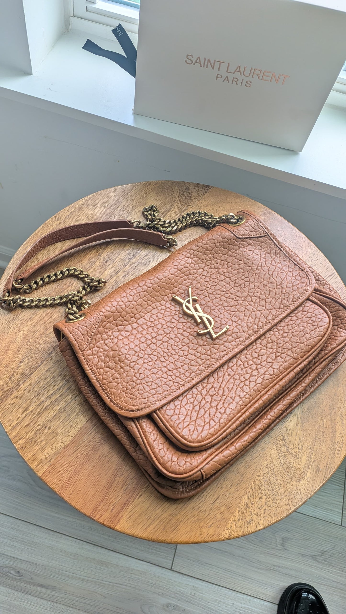 Bolsa Yves saint Laurent top quality con caja y cubre polvo