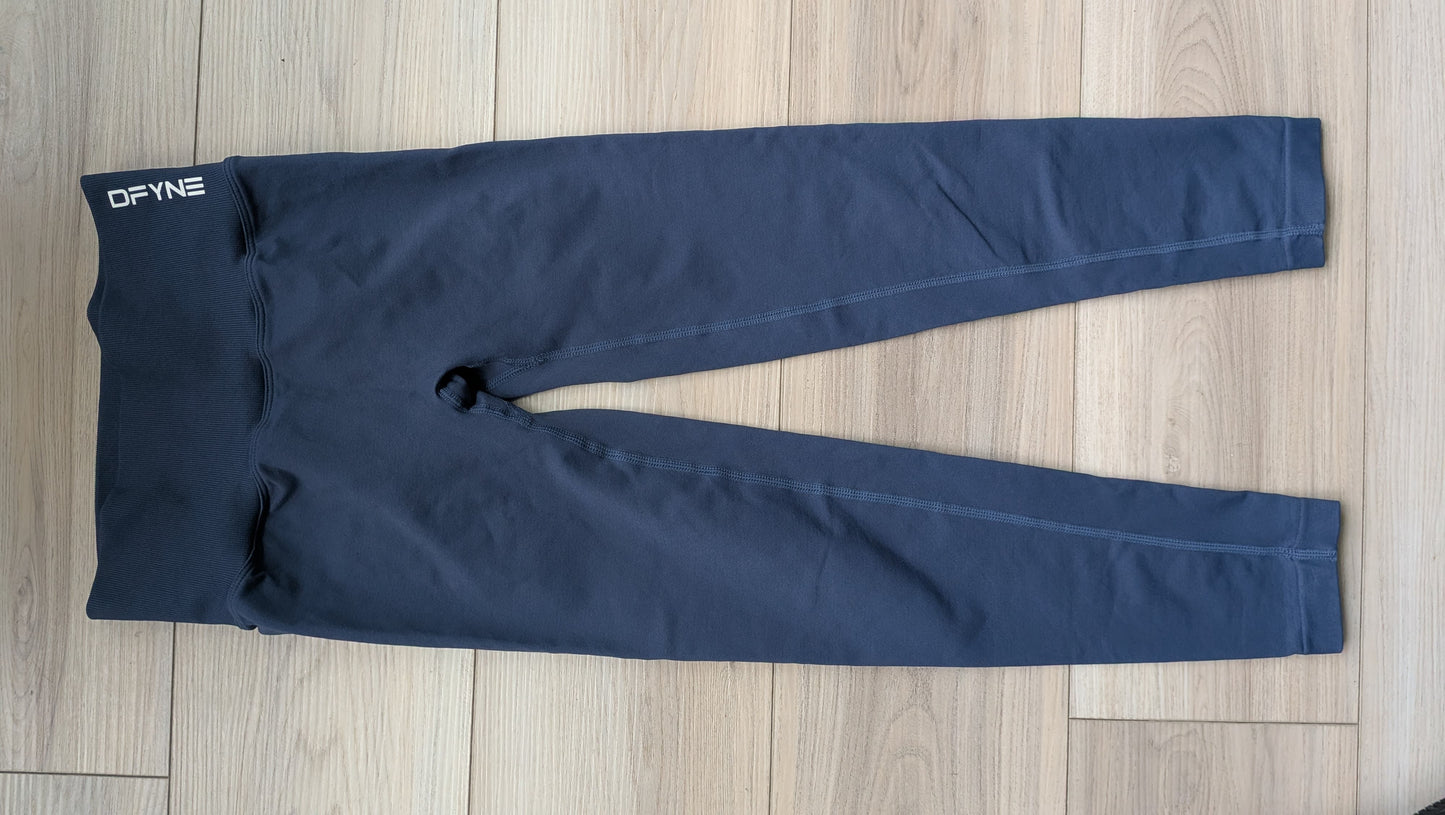 Closet sale leggings dfyne azules talla small