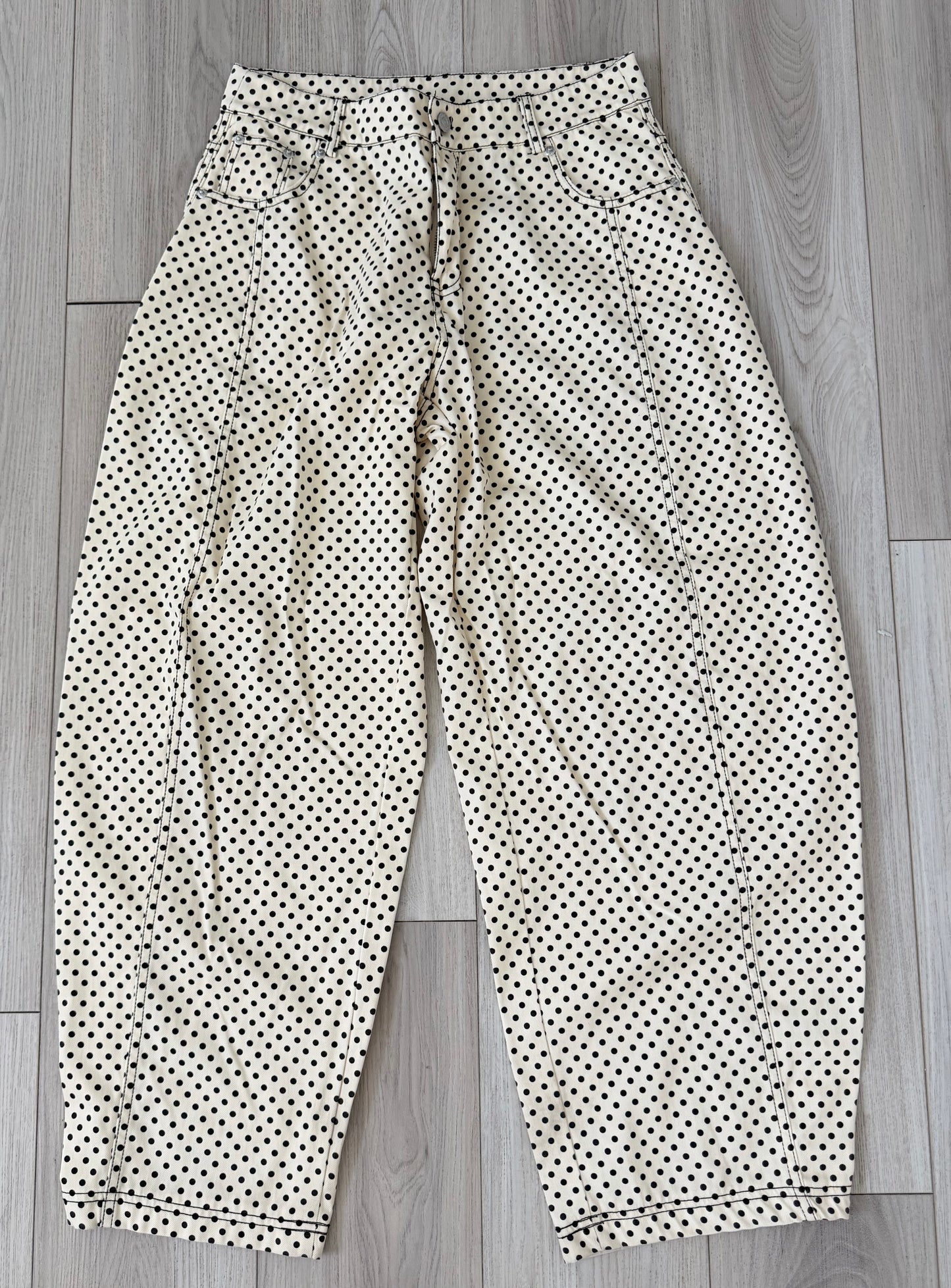 Closet sale Set mezcliclla polka dot small pero viene oversized