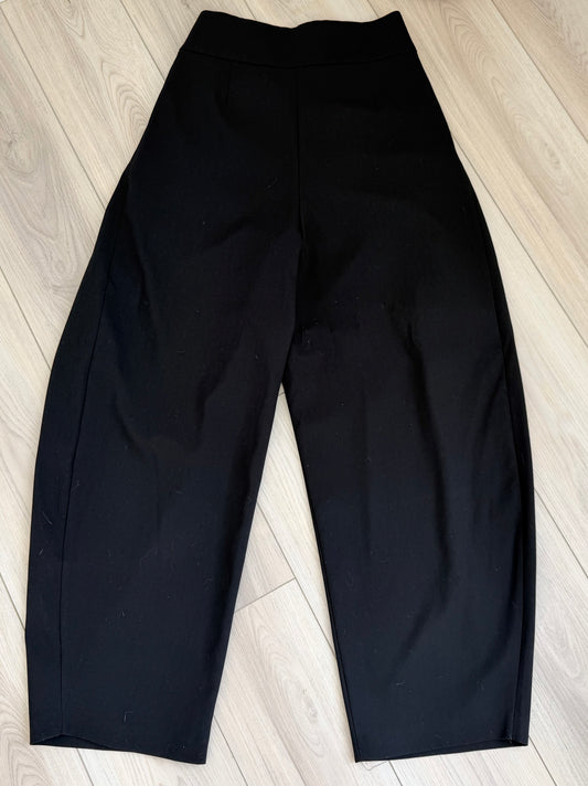 Pantalón Zara de vestir negro Nuevo small