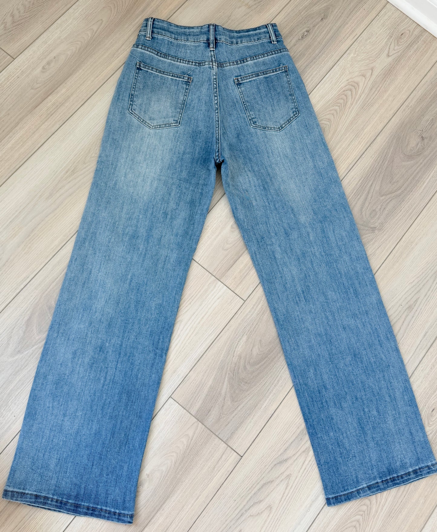 Pantalón mezclilla stretch nuevo con etiqueta