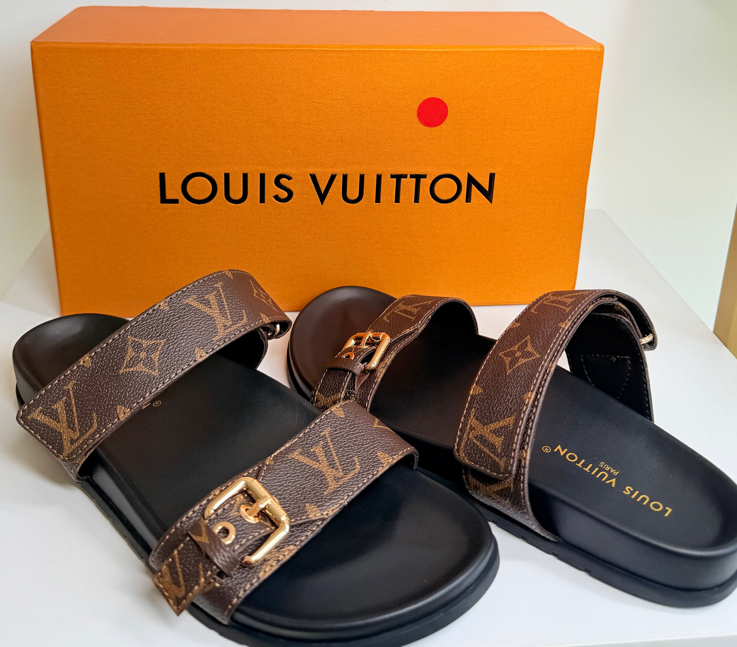 Sandalias Louis Vuitton talla 8 top quality