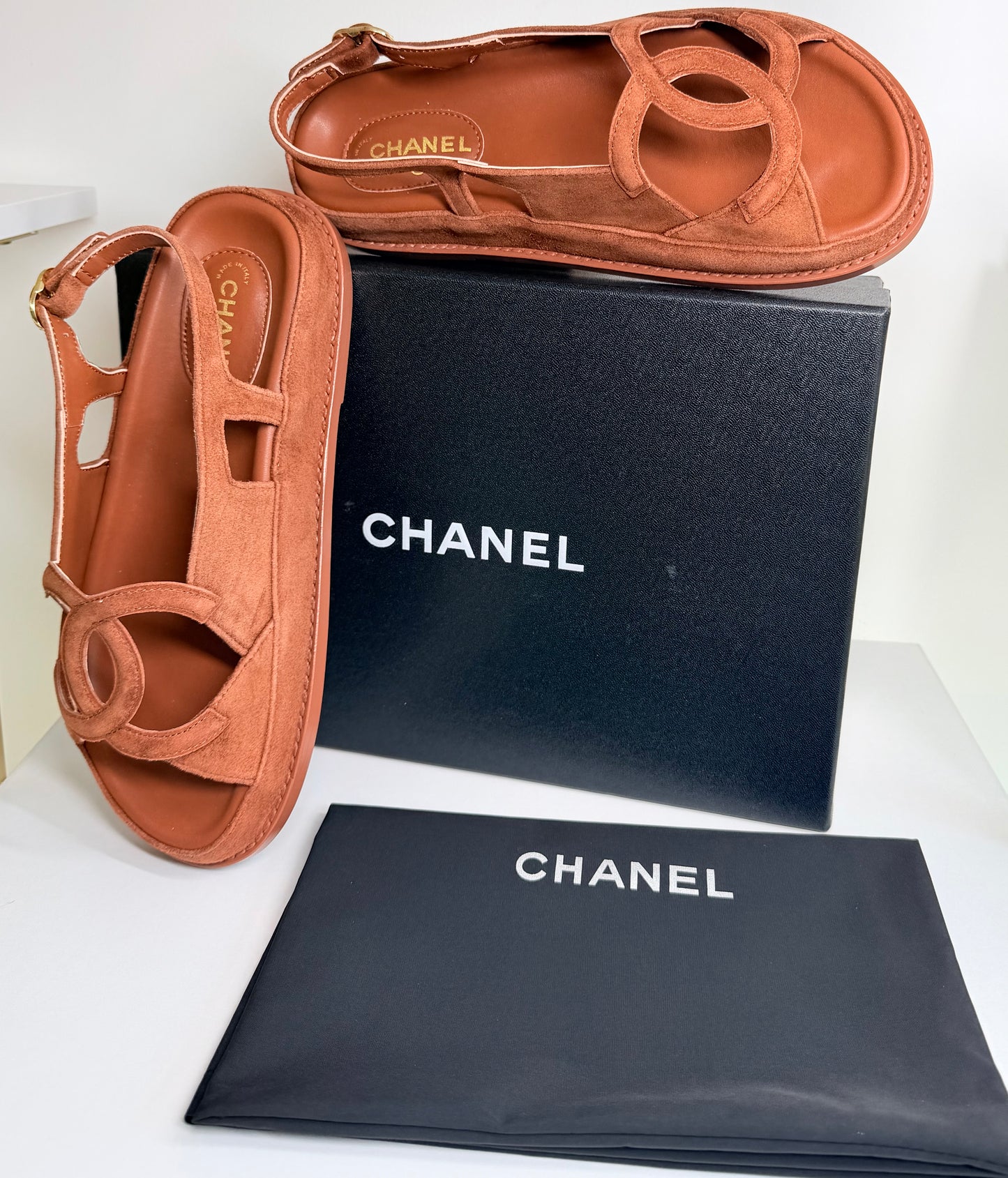 Sandalias Chanel talla 8 nueva temporada
