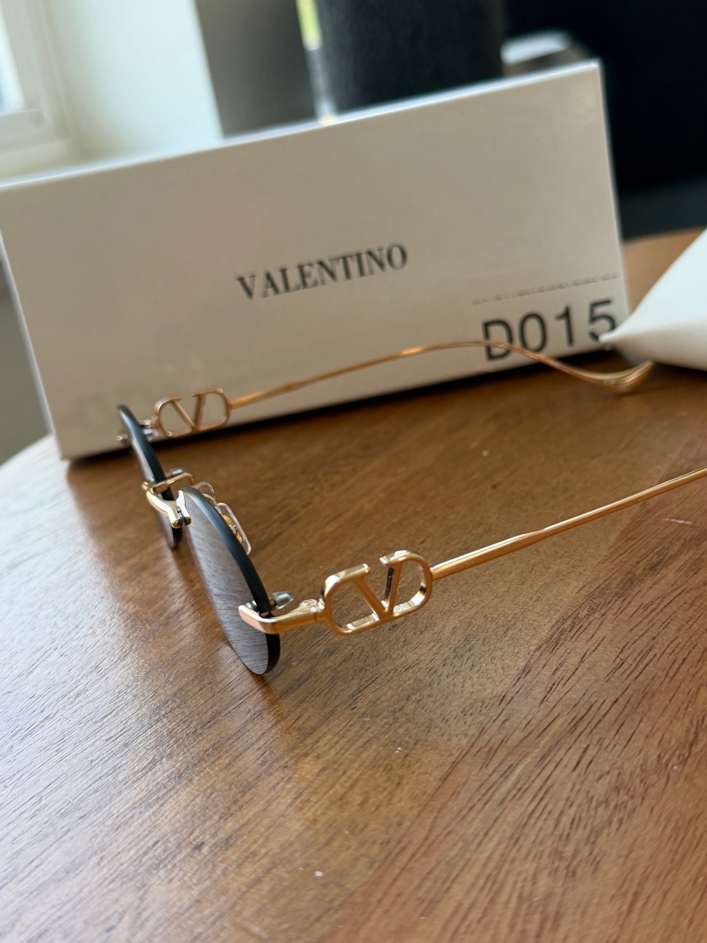 Lentes Valentino top quality con caja y estuche
