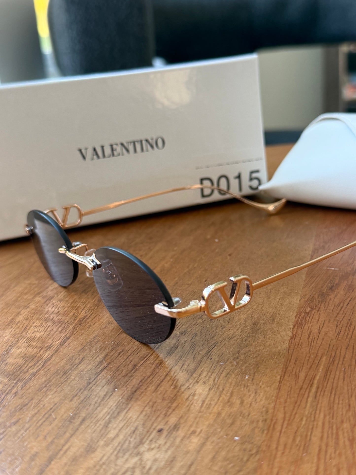 Lentes Valentino top quality con caja y estuche