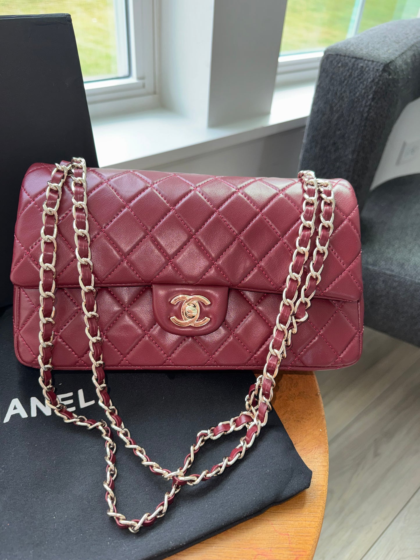Bolsa Chanel tinta nueva temporada  con caja y cubre polvo