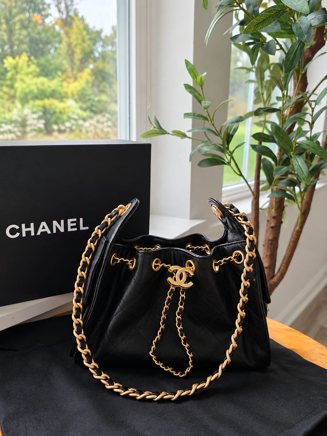 Bolsa Chanel 25 Pequeña negra con caja y cubre polvo