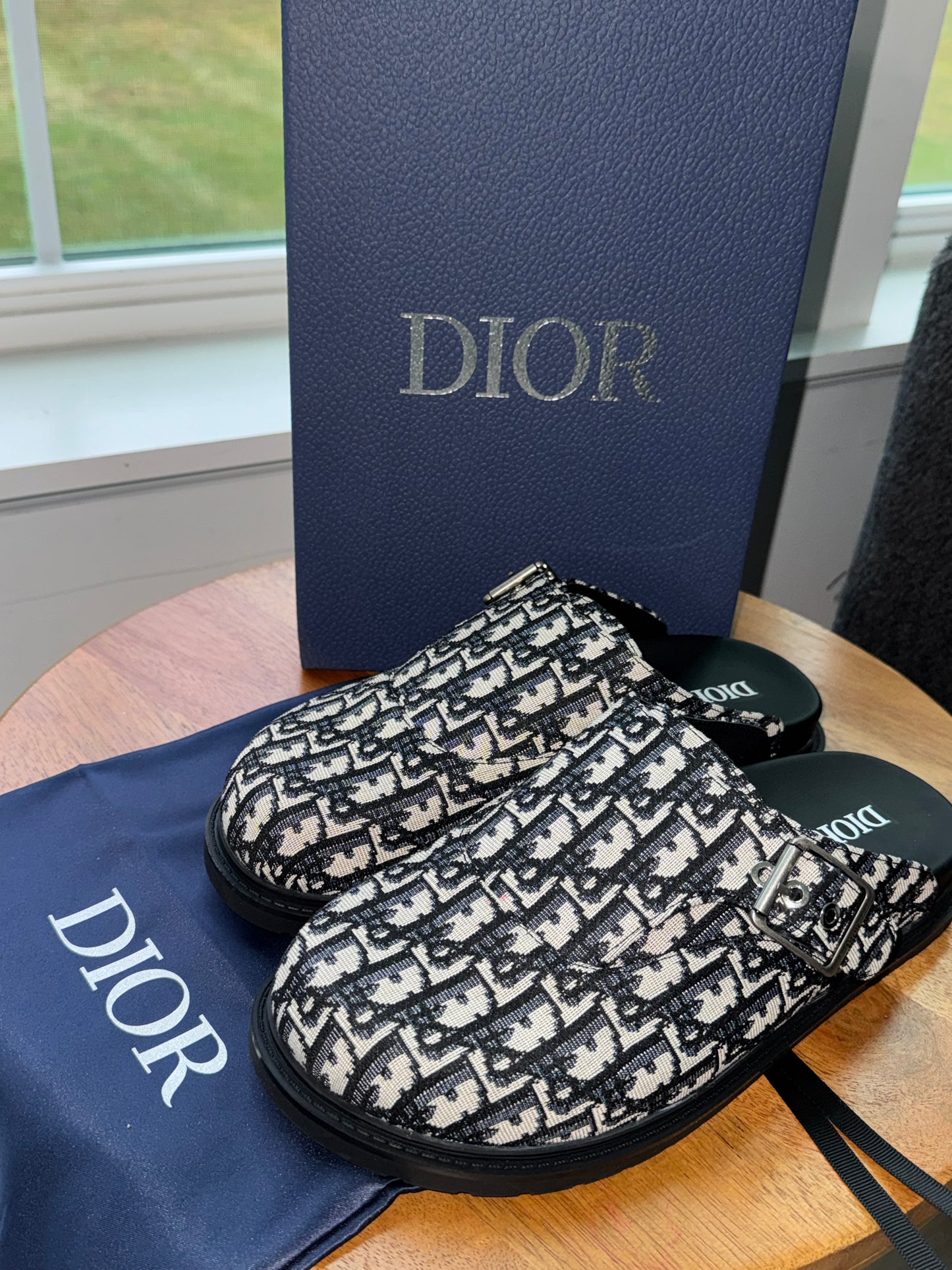 Clogs Dior talla 9 de mujer con caja y cubre polvo