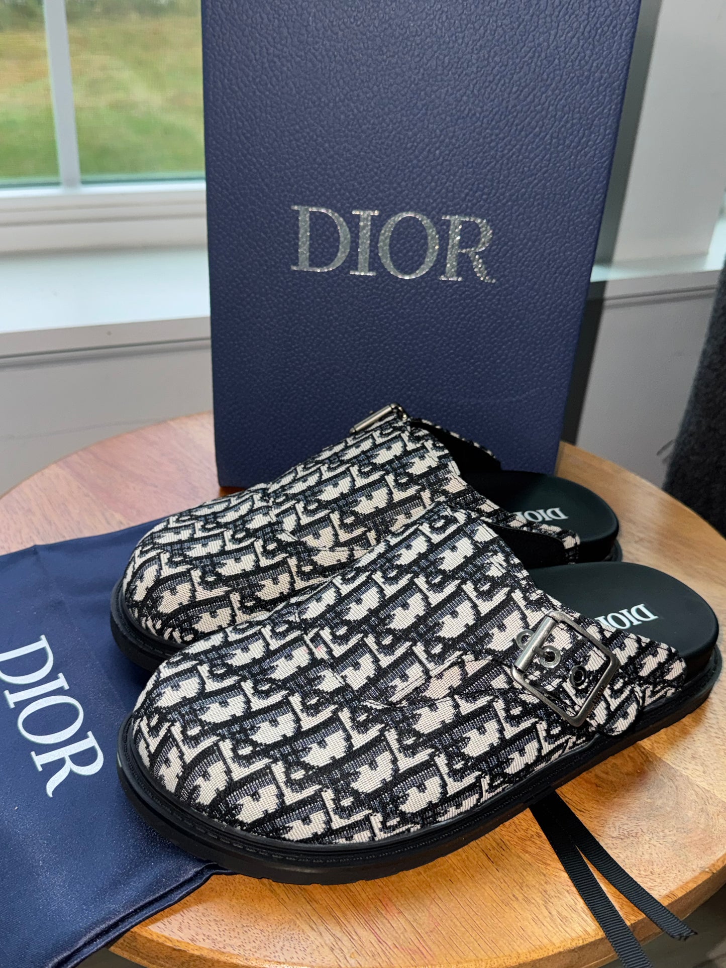 Clogs Dior talla 9 de mujer con caja y cubre polvo