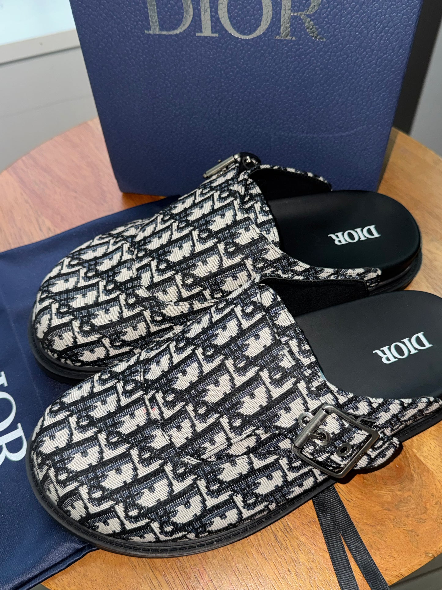Clogs Dior talla 9 de mujer con caja y cubre polvo