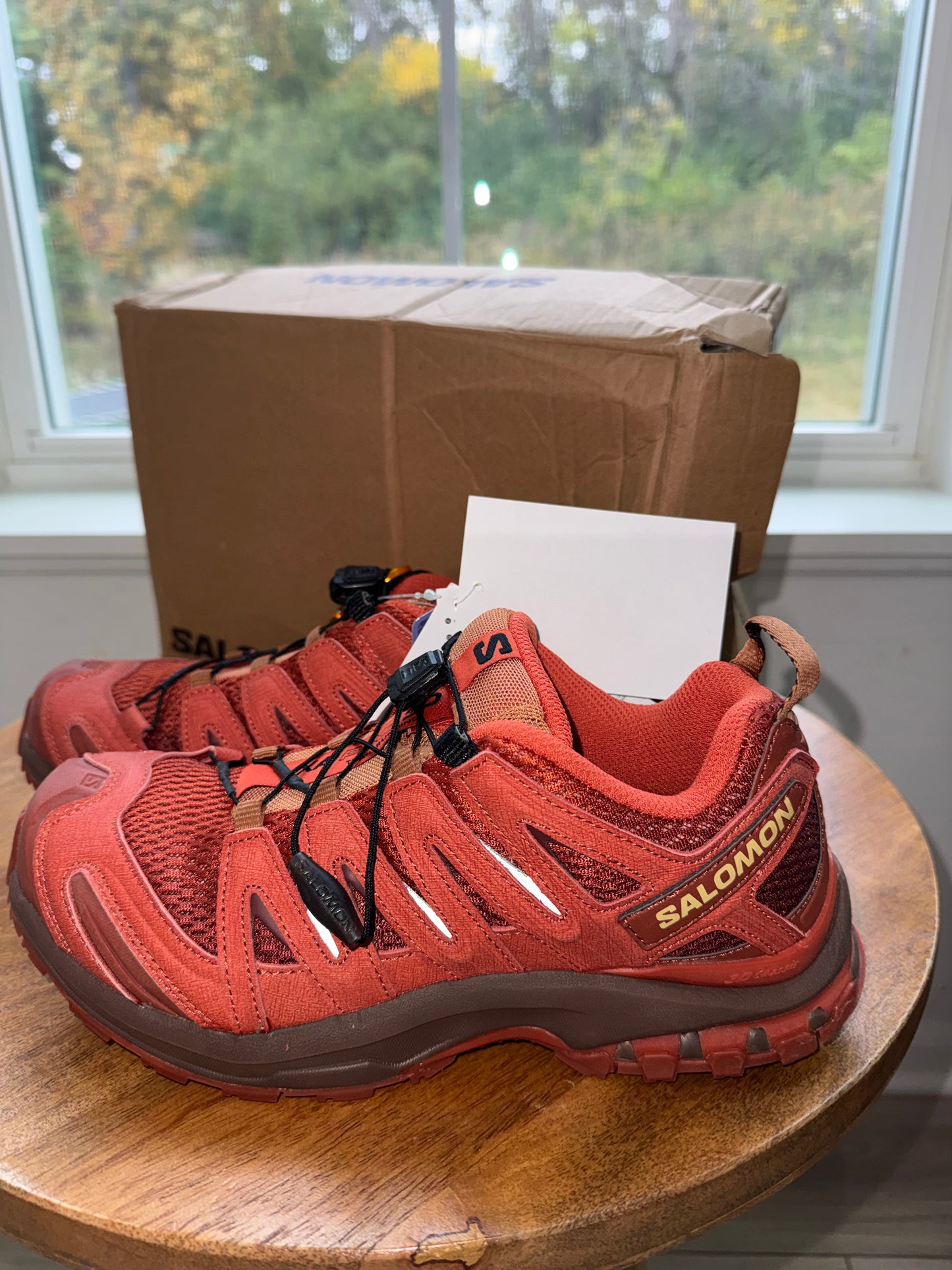 Tenis Salomon talla 8 Nuevo’s con caja