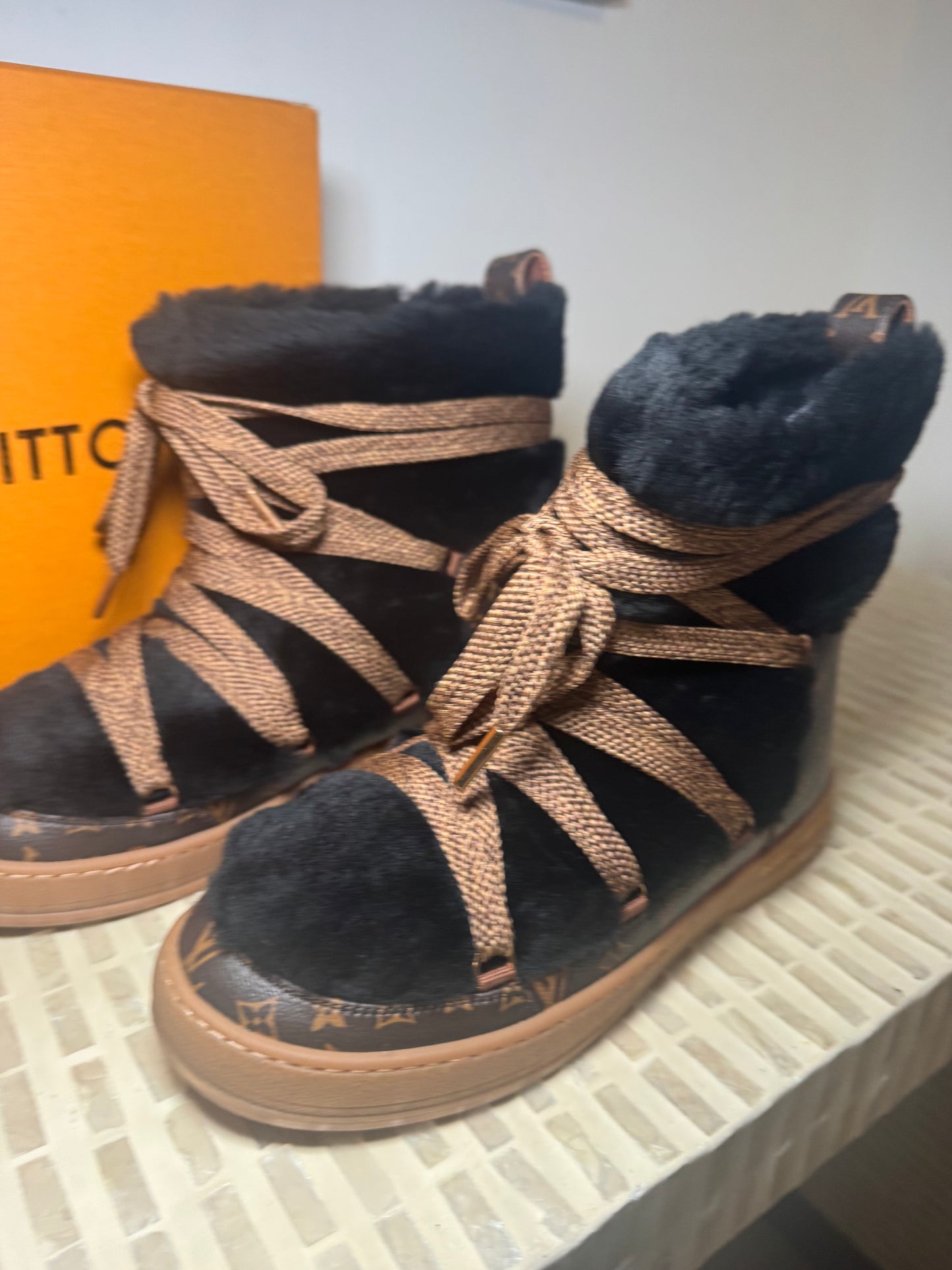 Botas Louis Vuitton nuevas con caja top quality