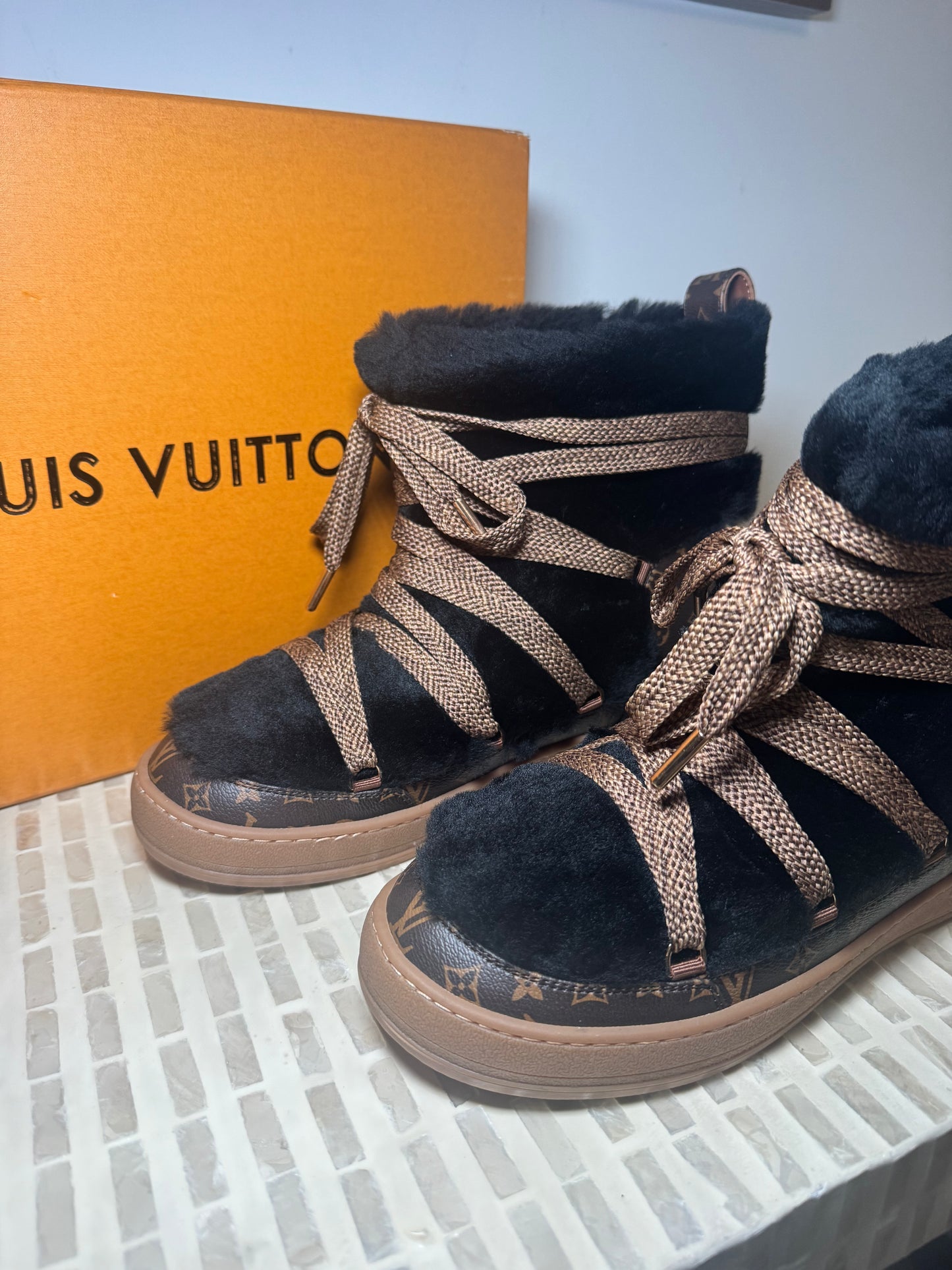Botas Louis Vuitton nuevas con caja top quality