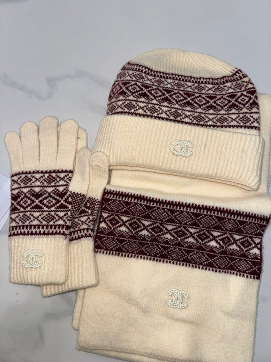 Set de invierno Chanel , guantes, gorro y bufanda